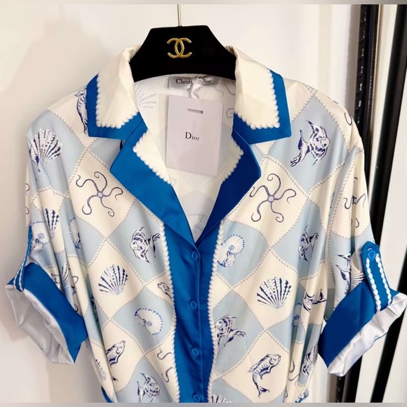 Dior Sophisticated White and Gray Textile - Picture 2 of 9